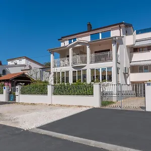 Apartments Vita Porec