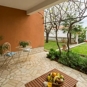  Appartement Zomzi